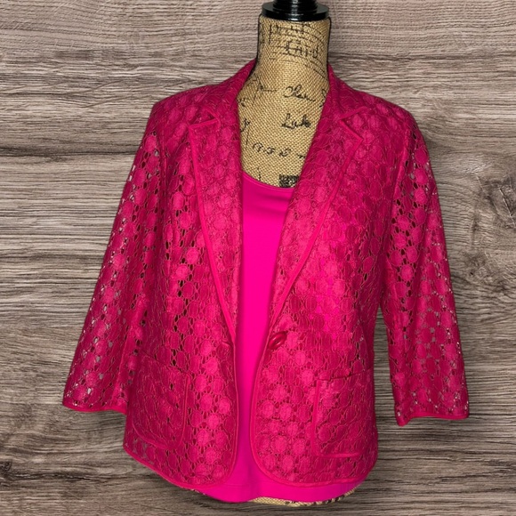 Chic and Cheerful: Your New Go-To Outfit! - Picture 2 of 6